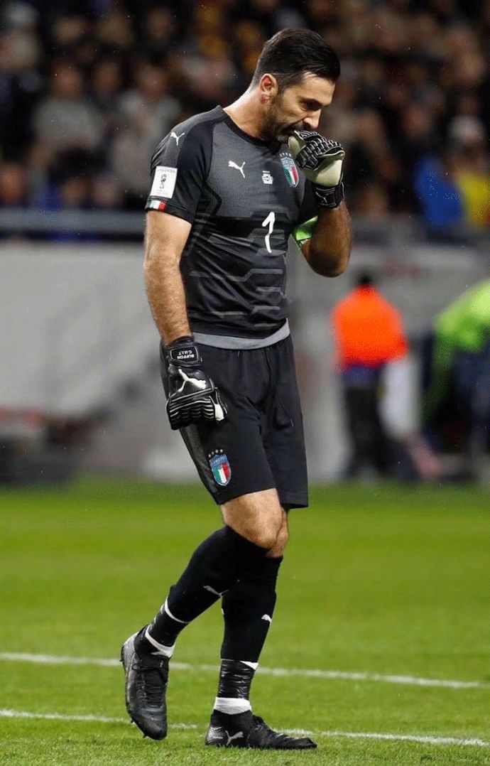 爱德华兹第三节7中5轰13分，带领森林狼追平比分