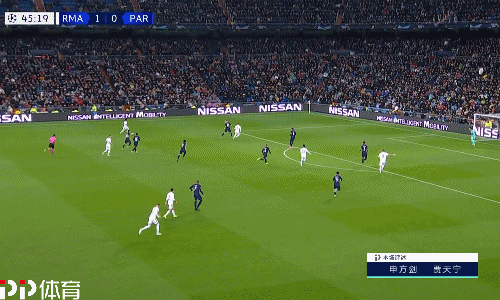 爷青回，维耶里社媒晒与大罗、巴乔、托蒂、卡纳瓦罗等人合照